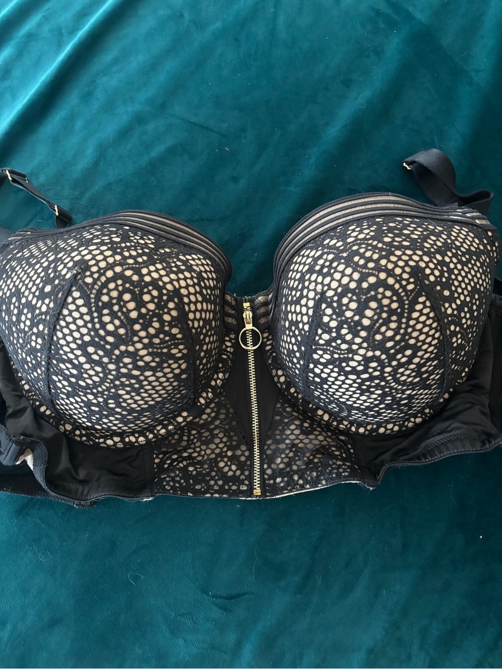 40F Black Lace-Overlay Strapless Bustier Bra with Front Zip